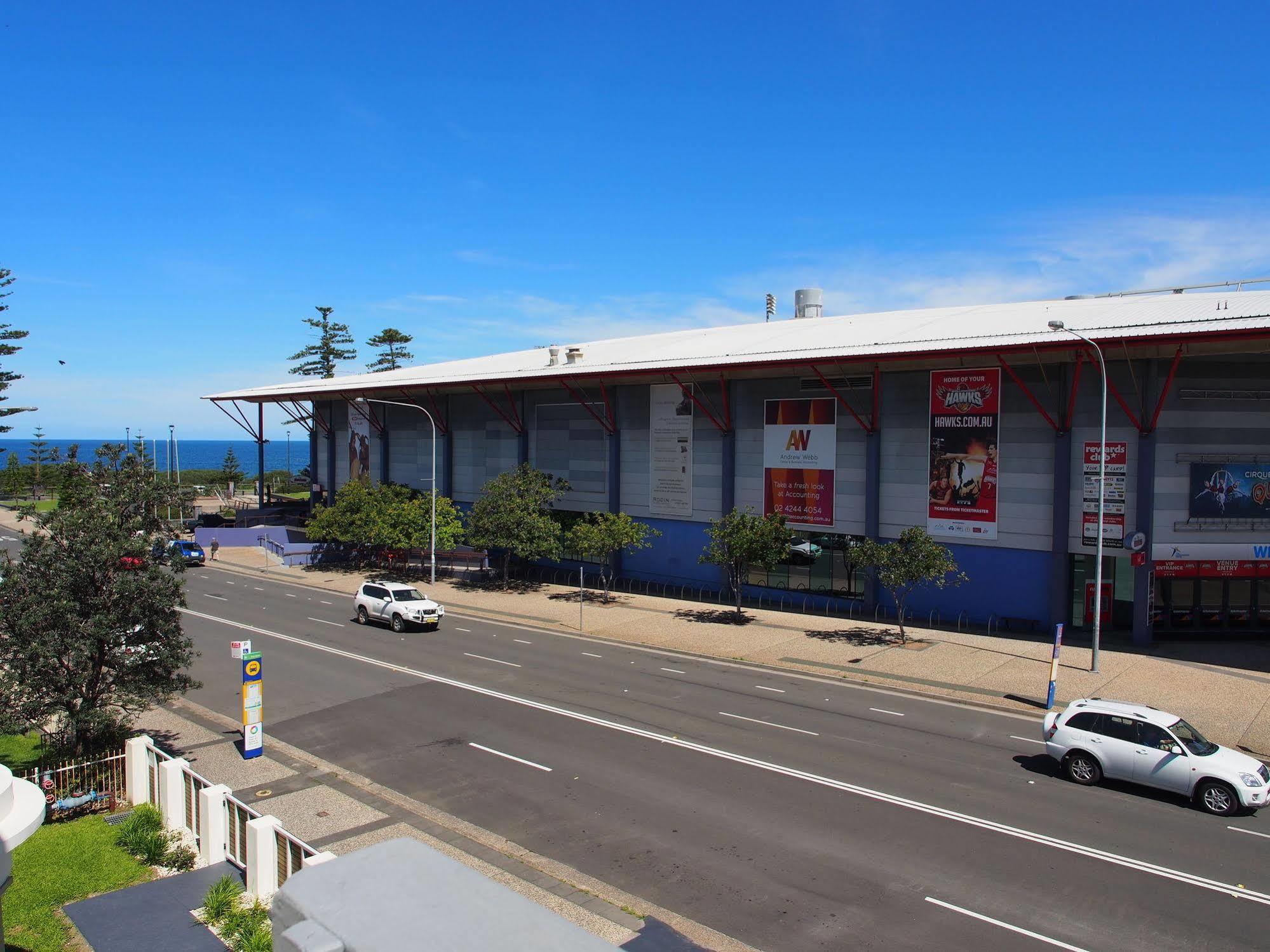 City Beach Motel Wollongong Extérieur photo